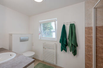 Prodej pozemku 1439 m², Karlovy Vary