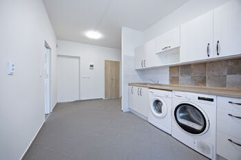 Prodej domu 395 m², Kostelec nad Labem