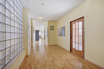 Prodej domu 395 m², Kostelec nad Labem