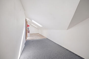 Prodej domu 395 m², Kostelec nad Labem