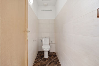 Prodej domu 395 m², Kostelec nad Labem