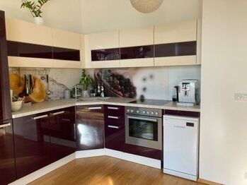 Pronájem bytu 2+kk v osobním vlastnictví 61 m², Černošice