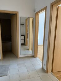 Pronájem bytu 2+kk v osobním vlastnictví 61 m², Černošice
