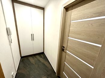Prodej bytu 3+1 v osobním vlastnictví 63 m², Rožnov pod Radhoštěm