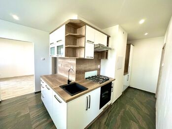 Prodej bytu 3+1 v osobním vlastnictví 63 m², Rožnov pod Radhoštěm