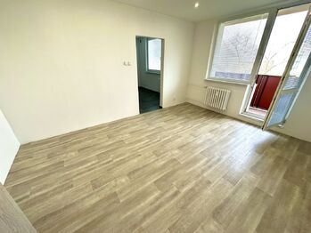Prodej bytu 3+1 v osobním vlastnictví 63 m², Rožnov pod Radhoštěm
