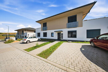 Prodej bytu 4+kk v osobním vlastnictví 100 m², Hodějice