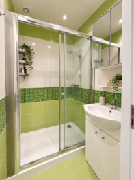 Koupelna - Pronájem bytu 2+kk v osobním vlastnictví 42 m², Praha 10 - Strašnice