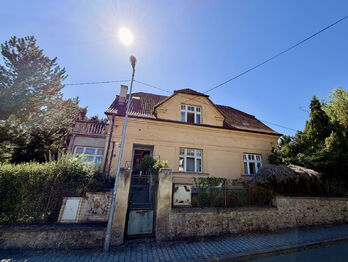 Prodej domu 131 m², Řevnice