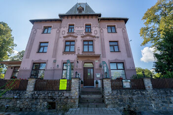 Prodej domu 131 m², Řevnice
