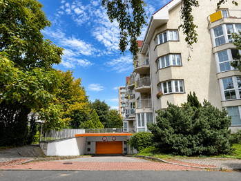Prodej garážového stání 1043 m², Praha 4 - Libuš