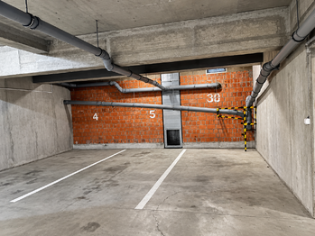 Prodej garážového stání 1043 m², Praha 4 - Libuš