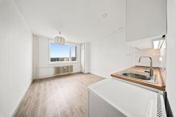 Prodej bytu 2+kk v osobním vlastnictví 47 m², Hradec Králové
