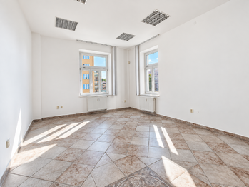 Pronájem kancelářských prostor 96 m², České Budějovice