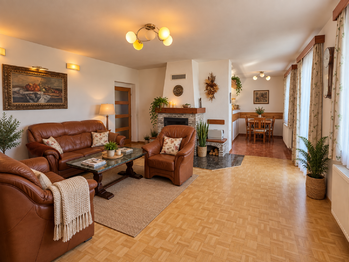 obývací pokoj a jídelna - Prodej domu 304 m², Srubec