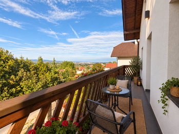 balkon - Prodej domu 304 m², Srubec