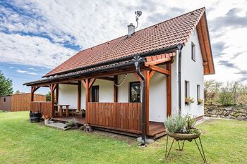 Pronájem chaty / chalupy 73 m², Rodvínov