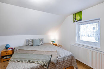 Ložnice v patře. - Pronájem chaty / chalupy 73 m², Rodvínov