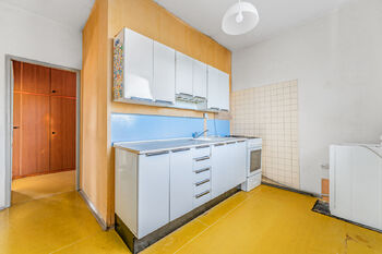 Prodej bytu 2+1 v osobním vlastnictví 51 m², Praha 6 - Veleslavín