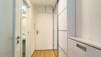 Pronájem bytu 1+kk v osobním vlastnictví 39 m², Praha 5 - Smíchov
