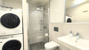 Pronájem bytu 1+kk v osobním vlastnictví 39 m², Praha 5 - Smíchov
