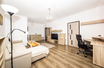 Obývací pokoj - Prodej bytu 3+1 v osobním vlastnictví 76 m², Ústí nad Labem