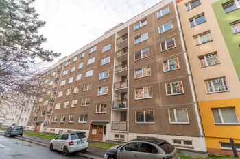 Budova - Pronájem bytu 1+1 v osobním vlastnictví 41 m², Ústí nad Labem 