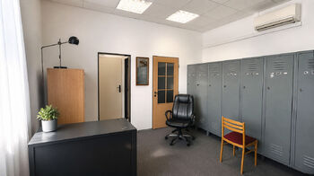 Pronájem kancelářských prostor 314 m², Kladno