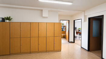 Pronájem kancelářských prostor 314 m², Kladno