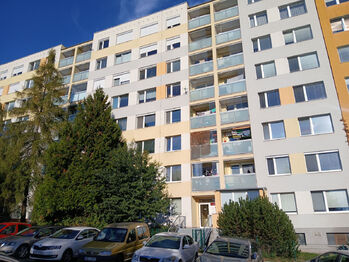 Prodej bytu 3+kk v osobním vlastnictví 68 m², Praha 10 - Petrovice
