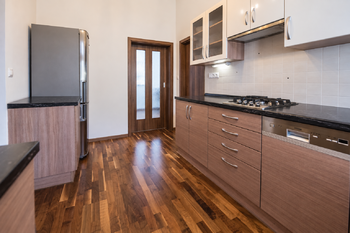 Prodej bytu 3+1 v osobním vlastnictví 82 m², Karlovy Vary