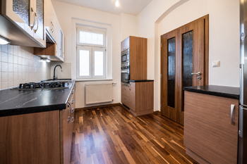 Prodej bytu 3+1 v osobním vlastnictví 82 m², Karlovy Vary
