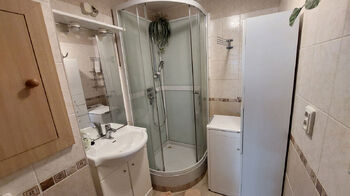 Koupelna - Pronájem bytu 2+1 v družstevním vlastnictví 56 m², Vyškov