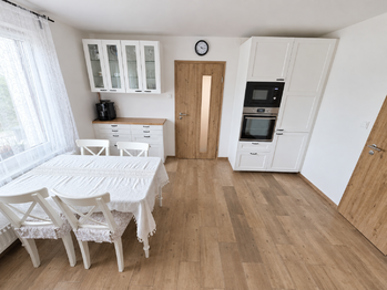 Prodej domu 159 m², Otnice