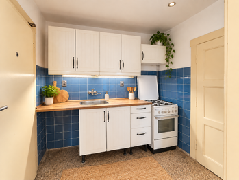 kuchyňská linka - Pronájem bytu 2+1 v osobním vlastnictví 40 m², Praha 4 - Nusle
