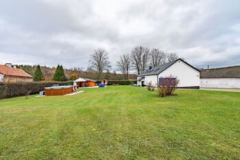 Investice do nemovitosti u Českého Lesa - Prodej domu 267 m², Horšovský Týn