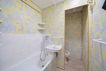 Prodej bytu 1+1 v osobním vlastnictví 33 m², Karlovy Vary