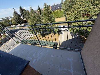 Prodej bytu 3+kk v osobním vlastnictví 74 m², Šestajovice
