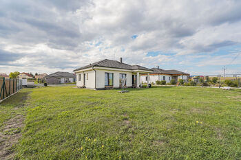 Prodej domu 87 m², Úherce