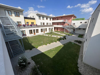 Pronájem bytu 1+kk v osobním vlastnictví 54 m², Lavičky