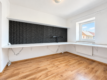 Prodej domu 407 m², Údlice