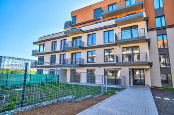 Prodej bytu 2+kk v osobním vlastnictví 47 m², Praha 5 - Řeporyje