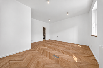 Prodej bytu 2+kk v osobním vlastnictví 35 m², Praha 4 - Podolí