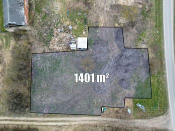 Prodej pozemku 1401 m², Dešná