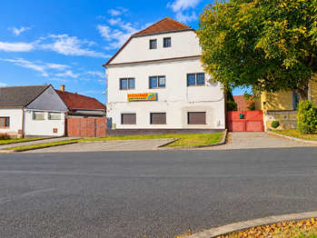 Prodej restaurace 200 m², Podbořany