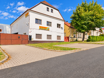 Prodej restaurace 200 m², Podbořany