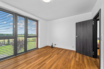 Prodej domu 304 m², Praha 10 - Křeslice
