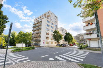 Prodej bytu 1+kk v osobním vlastnictví 35 m², Praha 10 - Strašnice