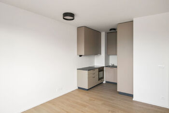 Pronájem bytu 2+kk v osobním vlastnictví 50 m², Praha 5 - Stodůlky