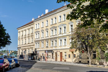 Prodej bytu 1+1 v osobním vlastnictví 33 m², Praha 6 - Dejvice